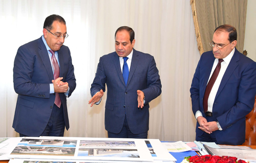 السيسي يجتمع بوزير الإسكان لعرض جهود التوسع في إنشاء مدارس النيل وتطورات العاصمة الإدارية السيسي يجتمع بوزير الإسكان لعرض جهود التوسع في إنشاء مدارس النيل وتطورات العاصمة الإدارية